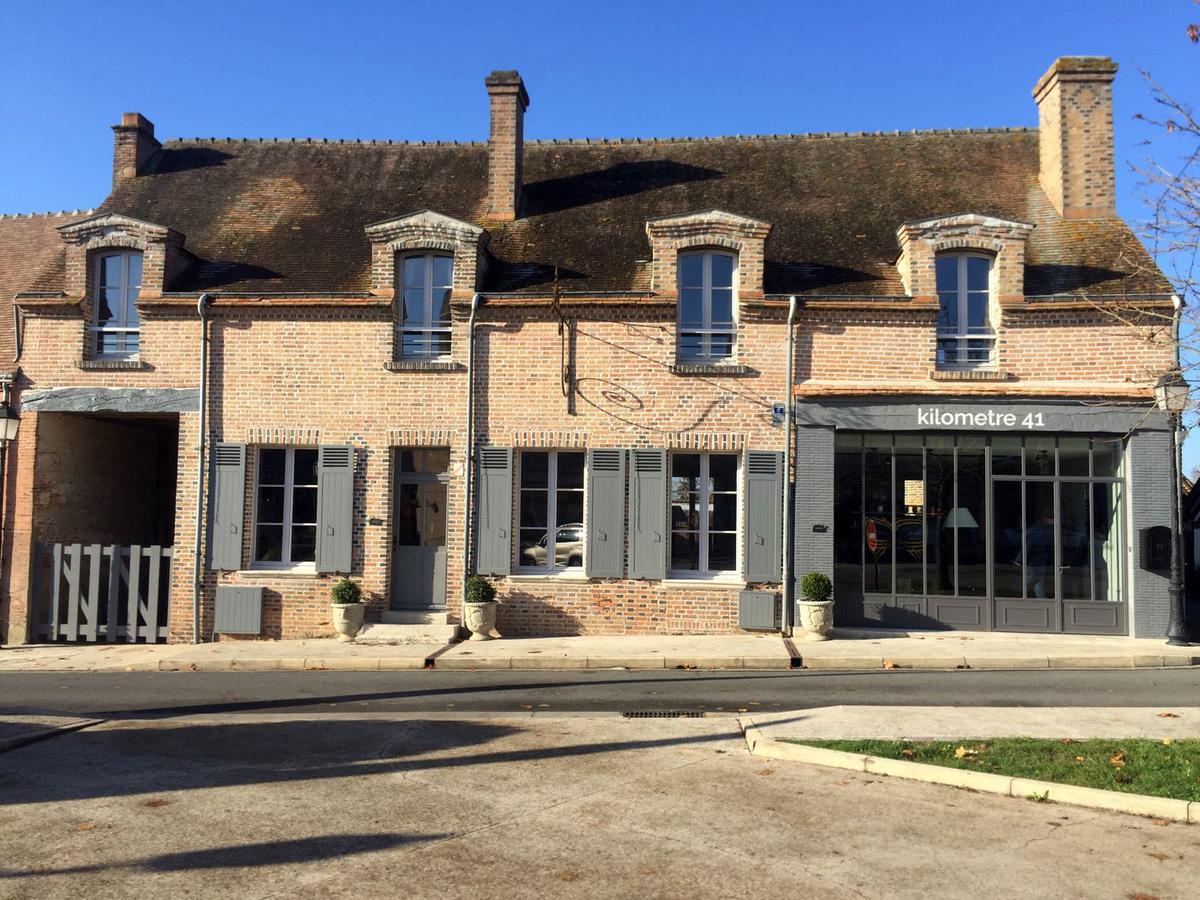 Km 41 Hotel Chaumont-sur-Tharonne Exterior foto
